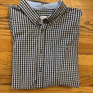 Vineyard Vines Target Blue and White Casual Button Down Shirt